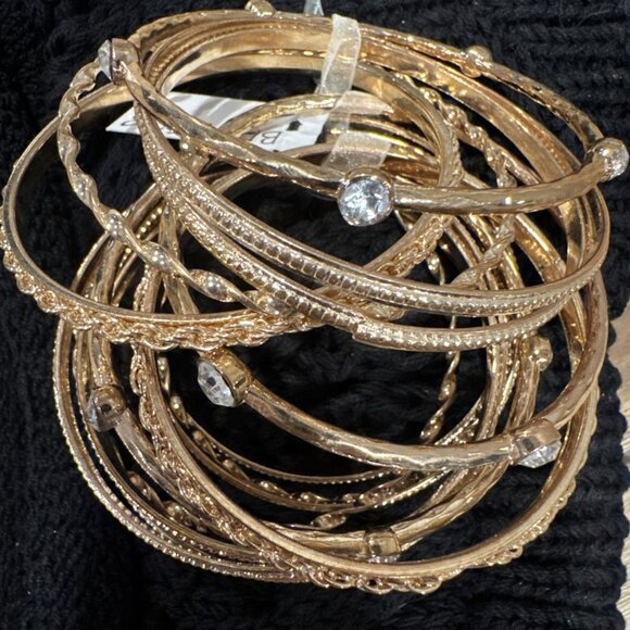 Neiman Marcus Cara NY New York Bead Gold Tone Metal Bangle Bracelets 15 Set NEW - Picture 2 of 16